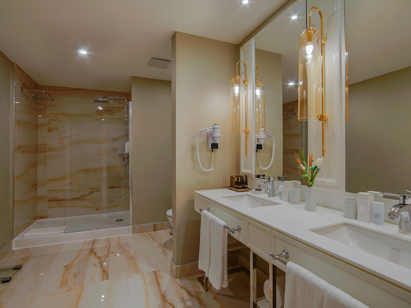 Limak Cyprus Deluxe Hotel