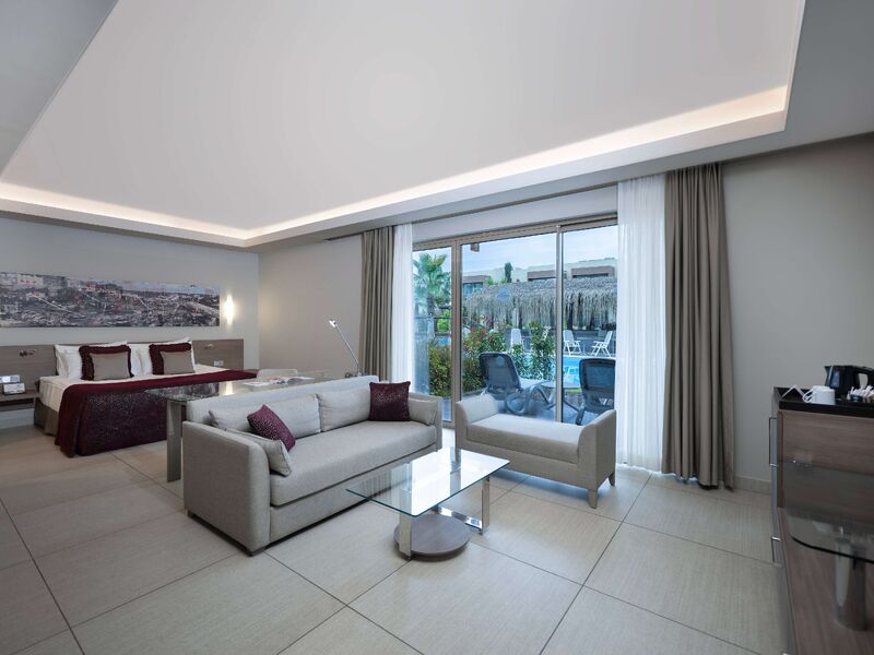Concorde Luxury Resort Hotel