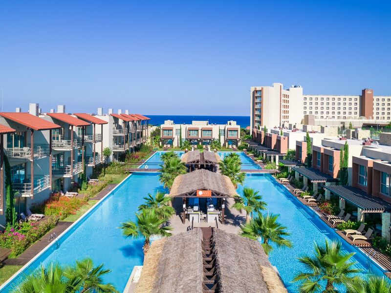 Concorde Luxury Resort Hotel