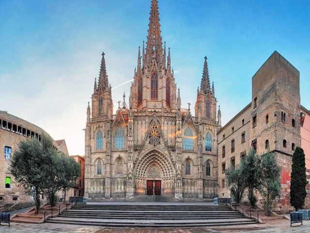 MEGA İSPANYA & ENDÜLÜS VE TURKUAZ SAHİLLER TURU Pegasus Havayolları ile 7 gece