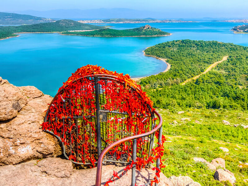 Ayvalık Foça Çeşme Alaçatı Kuşadası Turu / 2 Gece Otel Konaklaması