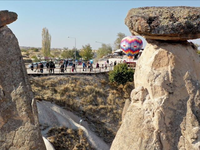 Uçaklı Kapadokya Turu Ajet ile / 2 Gece Cave Hotel Otel Konaklaması