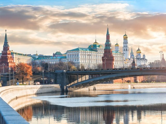 Moskova & ST. Petersburg Türk Havayolları ile 5 Gece 6 Gün VKO-LED