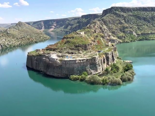 23 Nisan Özel Fırtına Gibi Gap Mezopotamya Turu (3 Gece Otel Konaklamalı)