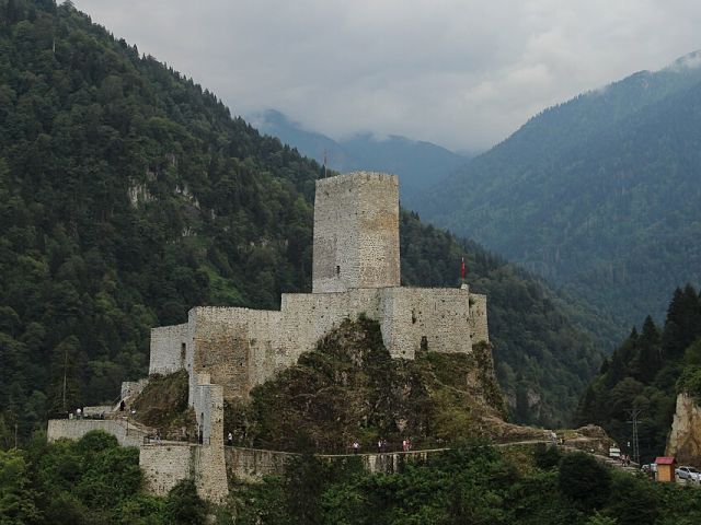 23 Nisan Özel Karadeniz Fırtınası ve Batum Turu (3 Gece Otel Konaklamalı)