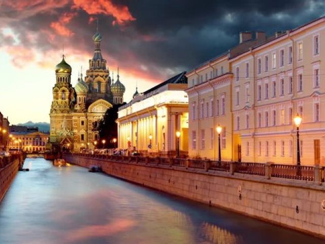 KRAL & KRALİÇE: ST. PETERSBURG & MOSKOVA PC 2026
