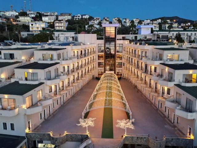Golden Age Hotel 4 Gece Konaklamalı Bodrum Tatil Paketi