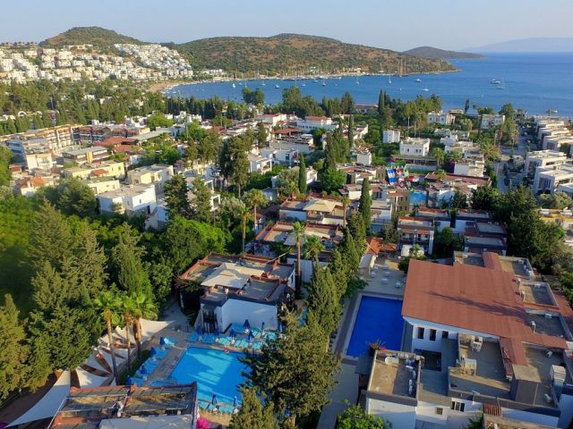 Bitez Garden Life 4 Gece Konaklamalı  Bodrum Tatil Paketi