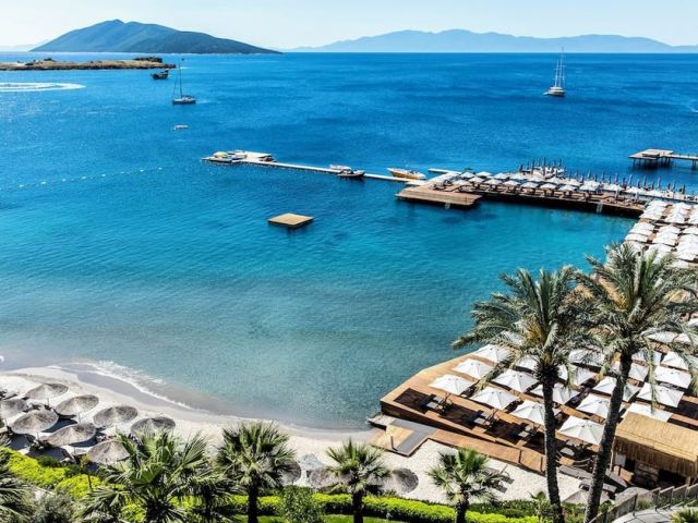 Mira Beach Resort Otel 4 Gece Konaklamalı Bodrum Tatil Paketi