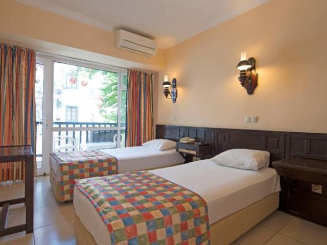 Sami Beach Hotel 4 Gece Konaklamalı Bodrum Tatil Paketi
