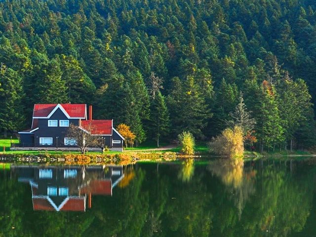 1 Mayıs Özel Batı Karadeniz Abant Safranbolu Amasra Turu (1 Gece Konaklamalı)