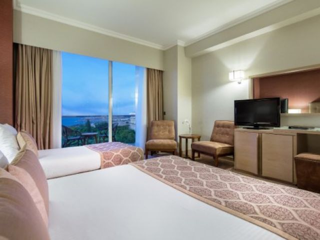 Acapulco Ankara Esenboğa Havalimanı Kalkışlı Tatil Paketi