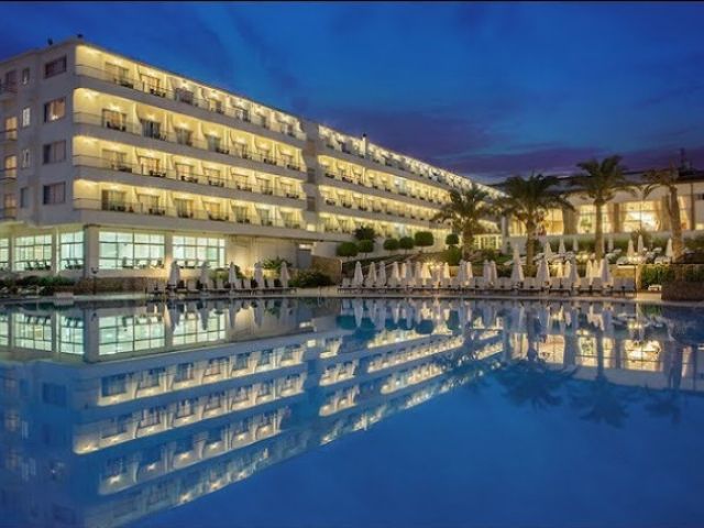 Acapulco Ankara Esenboğa Havalimanı Kalkışlı Tatil Paketi