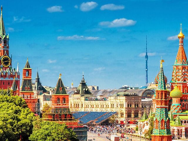 Rusya'nın İki Başkenti Moskova & St. Petersburg Ajet İle 5 Gece