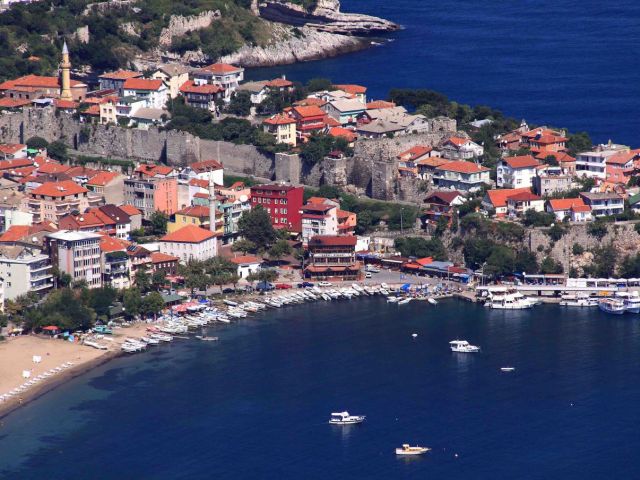 Batı ve Orta Karadeniz Amasra Safranbolu Kastamonu Sinop Samsun Amasya Turu (2 Gece Otel Konaklamalı)