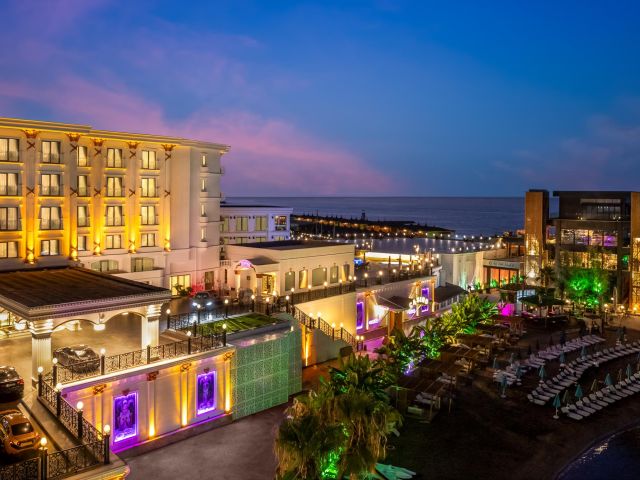17-20 AĞUSTOS 2026 LES AMBASSADEURS OTEL - YARIM PANSIYON PLUS