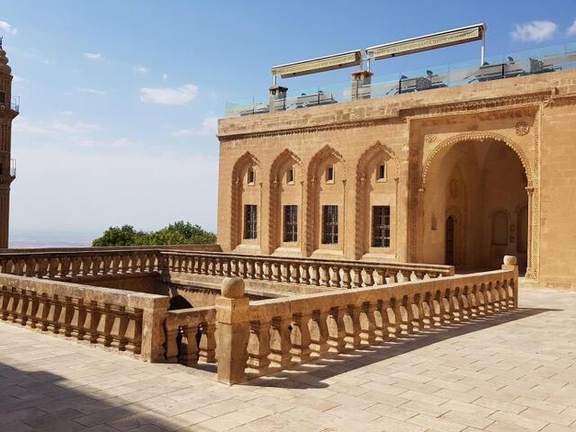 Uçaklı Butik Gaziantep Urfa Mardin Diyarbakır Gap Turu (2 Gece Otel Konaklamalı)