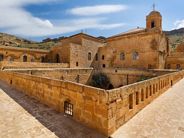 Uçaklı Butik Gaziantep Urfa Mardin Diyarbakır Gap Turu (2 Gece Otel Konaklamalı)