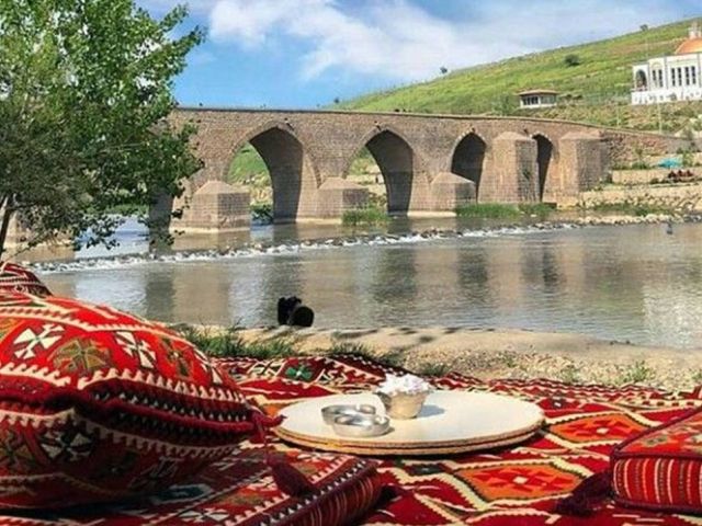 Uçaklı Butik Gaziantep Urfa Mardin Diyarbakır Gap Turu (2 Gece Otel Konaklamalı)