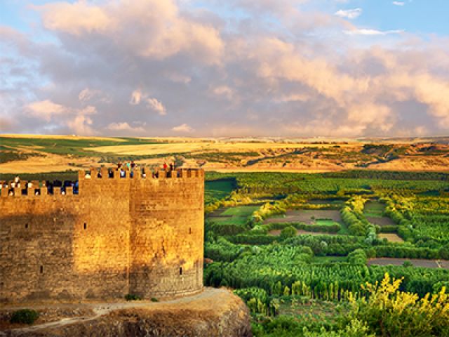 Sevgililer Günü Özel | Sabiha Gökçen Havalimanı Hareketli Mezopotamya Midyat Mardin 2 Gece 3 Gün Tur Programı