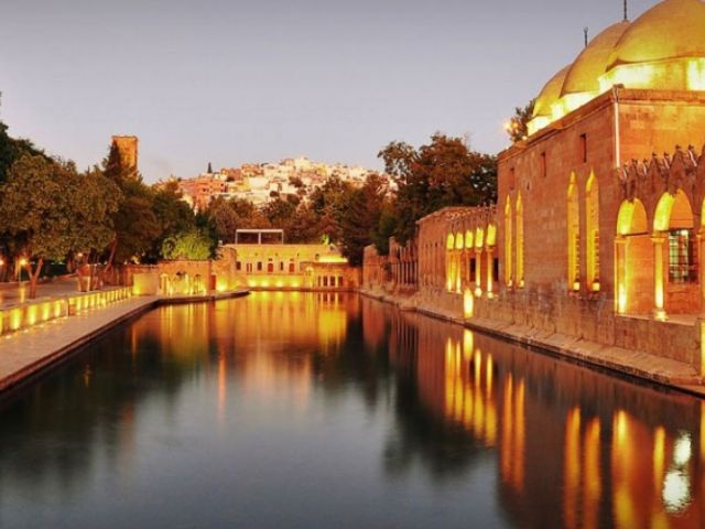 Ramazan Bayramı Özel Uçaklı Tarihte Yolculuk Gap Mezopotamya Turu (3 Gece Otel Konaklamalı)