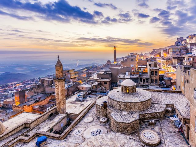 Sevgililer Günü Özel İkonik Mezopotamya Midyat Mardin Turu | 2 Gece Konaklamalı Sabiha Gökçen Havalimanı Hareketli