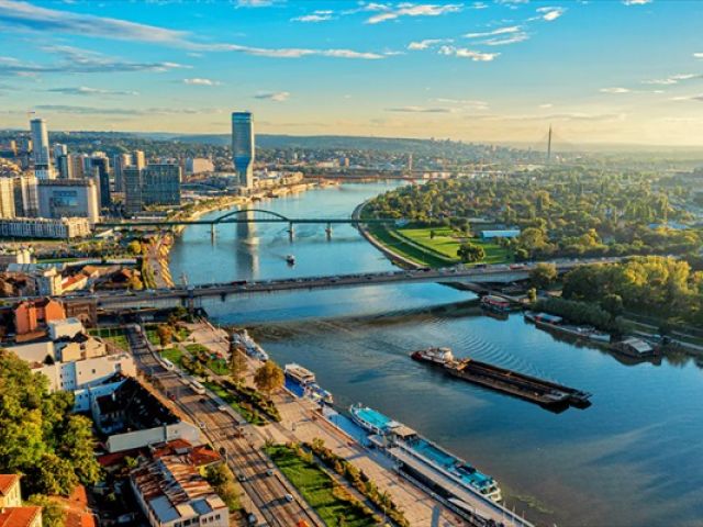 Sevgililer Günü Özel Balkan Rüyası Turu Tüm Çevre Gezileri ve Akşam Yemekleri Dahil THY ile 4* Oteller