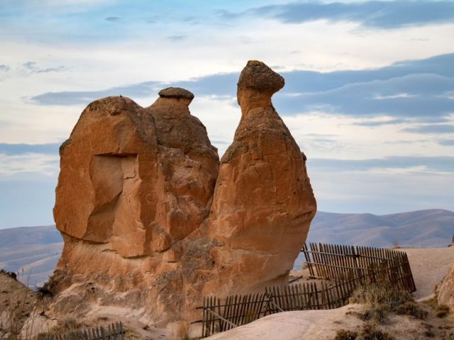 Sevgililer Günü Özel Uçaklı Kapadokya Kayseri Turu 2 Gece 3 Gün Cave Otel Konaklamalı