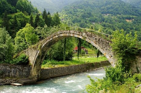 OTOBÜSLE YUNANİSTAN TURU