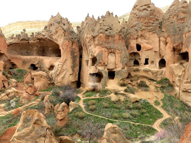 Sevgililer Günü Özel  Kapadokya Ihlara Vadisi ve Ürgüp Göreme Turu (2 Gece Otel Konaklamalı)