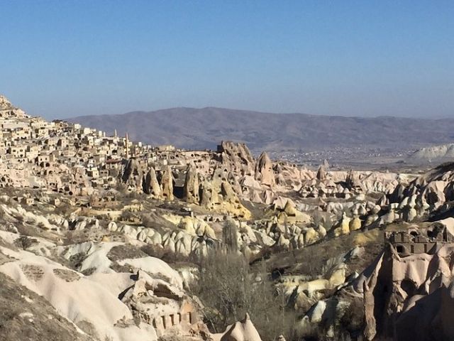 Sevgililer Günü Özel Uçaklı Kapadokya Kayseri Turu 2 Gece 3 Gün Cave Otel Konaklamalı