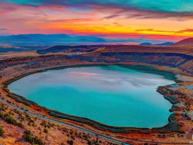 Sevgililer Günü Özel Uçaklı Kapadokya Kayseri Turu 2 Gece 3 Gün Cave Otel Konaklamalı