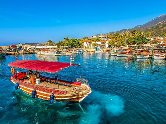 Işık Ülkesi Likya Fethiye Ölüdeniz Kaş Dalyan Akyaka Turu (4 Gece Otel Konaklamalı)