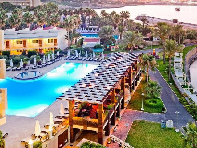 MEGA İSPANYA & ENDÜLÜS VE TURKUAZ SAHİLLER TURU Pegasus Havayolları ile 7 gece