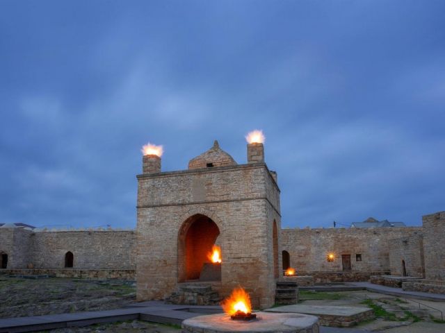 Ateşin ve Tarihin Şehri Bakü THY İle Ramazan Bayramı Özel 3 Gece 4 Gün
